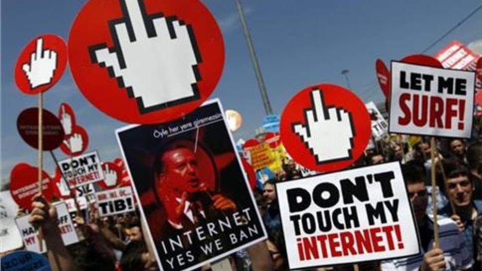 Ο Ερντογάν μετά τα ΜΜΕ, θέλει να ελέγχει και το διαδίκτυο