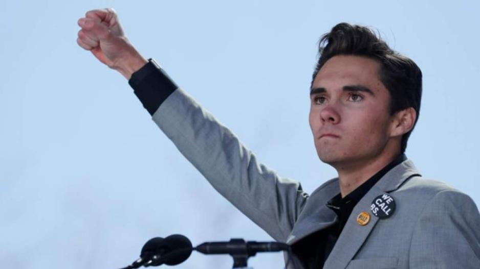 Αυτός ο επιζών του μακελειού στο Parkland τα έβαλε με τα media