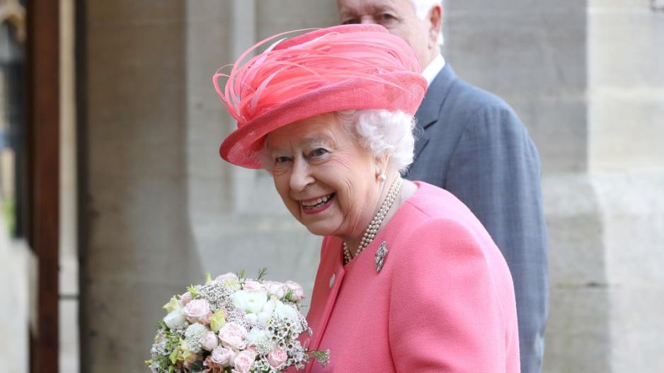 Η βασιλική οικογένεια στη Βρετανία ετοιμάζεται για τον πρώτο γκέι γάμο στο παλάτι