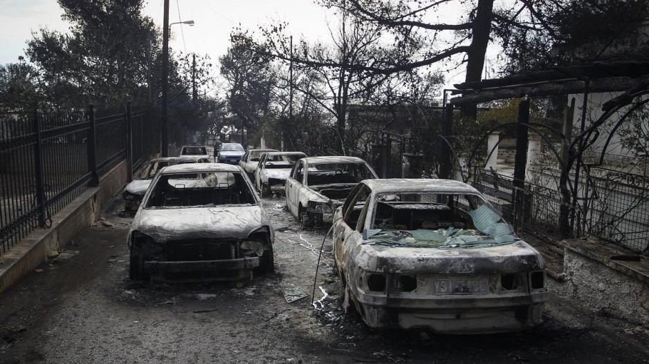 Περισσότεροι από εκατό Κύπριοι στην Ελλάδα για τη φωτιά