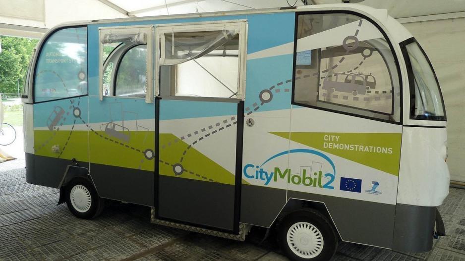 Σε αυτή την πόλη της Ελλάδας σχεδιάζουν λεωφορεία χωρίς οδηγό