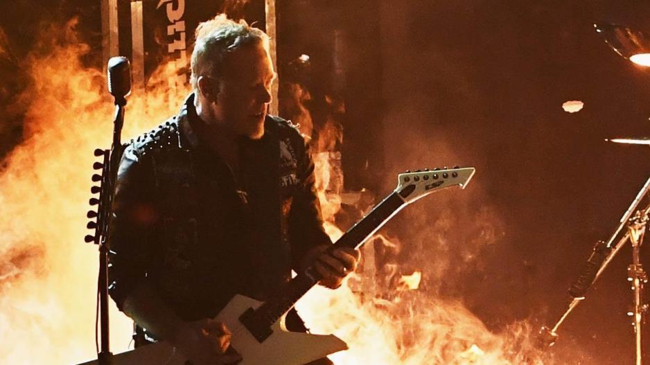 Οι Metallica βάζουν βαθιά το χέρι στην τσέπη για τις φονικές πυρκαγιές