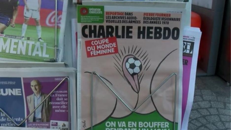 Ένα γυναικείο αιδοίο προκαλεί στο εξώφυλλο του Charlie Hebdo