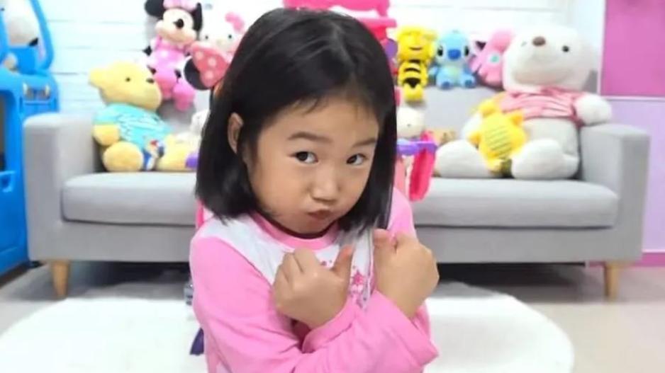 Boram, η 6χρονη Youtuber που αγόρασε πανάκριβο ακίνητο