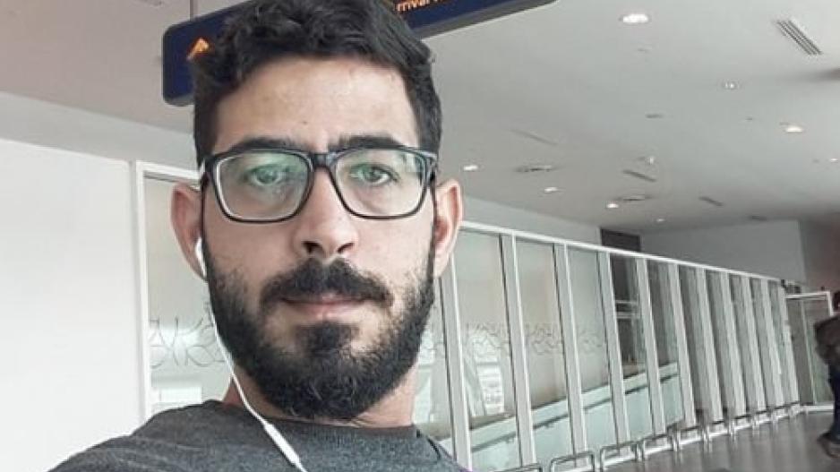 O 36χρονος Σύριος που ζει στο αεροδρόμιο της Κουάλα Λουμπούρ φοβούμενος επιστράτευση