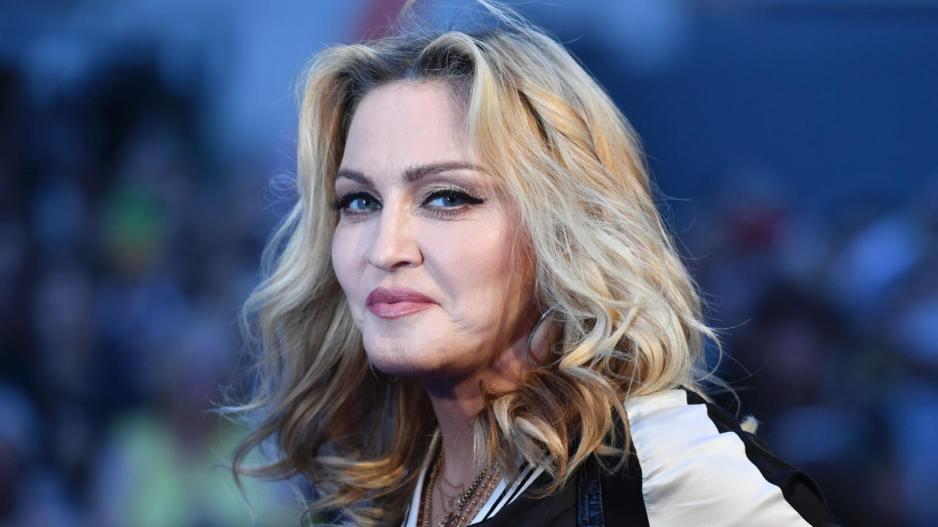 Δισεκατομμυριούχος businessman αγοράζει Madonna για Eurovision