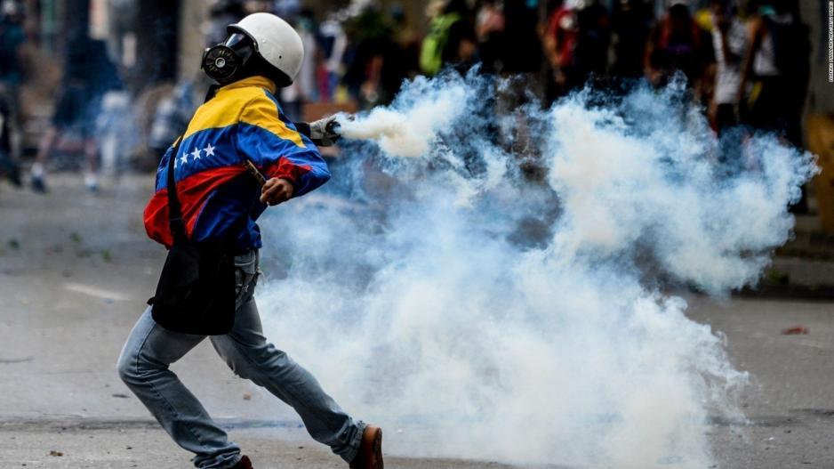Η χούντα στη Βενεζουέλα έχει ονοματεπώνυμο