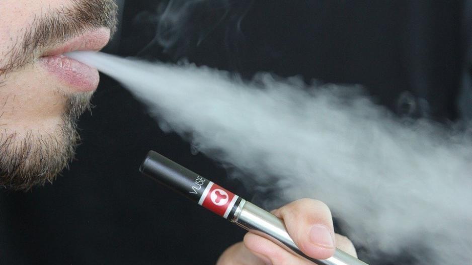 Η Νέα Υόρκη απαγορεύει τα ηλεκτρονικά τσιγάρα με γεύση