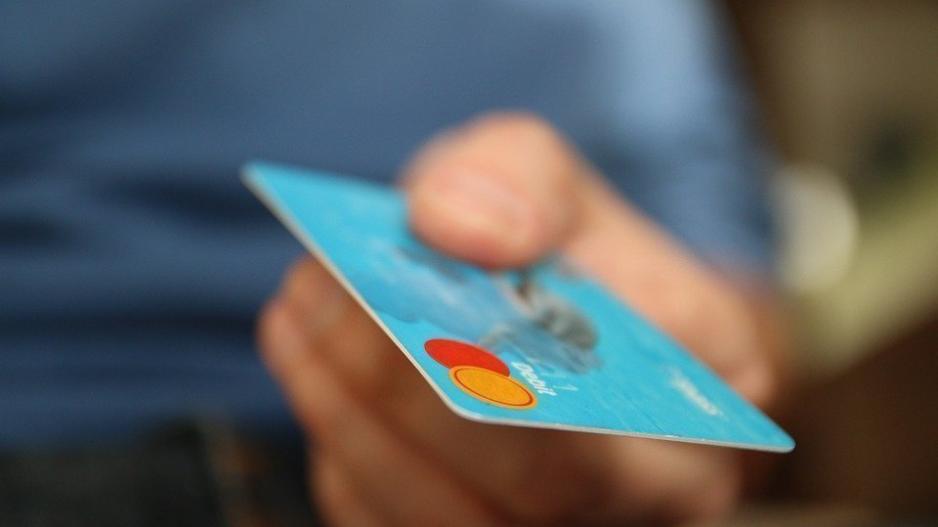 Παράνομες χρεώσεις σε πληρωμές με κάρτες