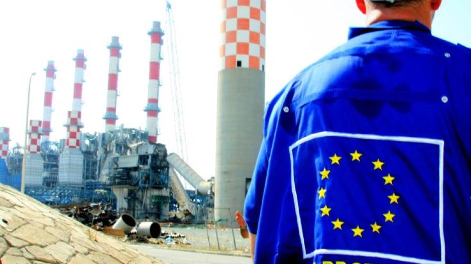 Στο 'παιχνίδι' των λαμπτήρων LED για τον οδικό φωτισμό η ΑΗΚ