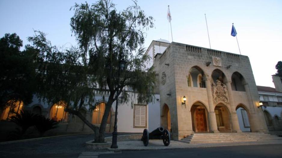 Προεδρικό: Εκ νέου σύσκεψη για τους μισθούς των δημοσίων