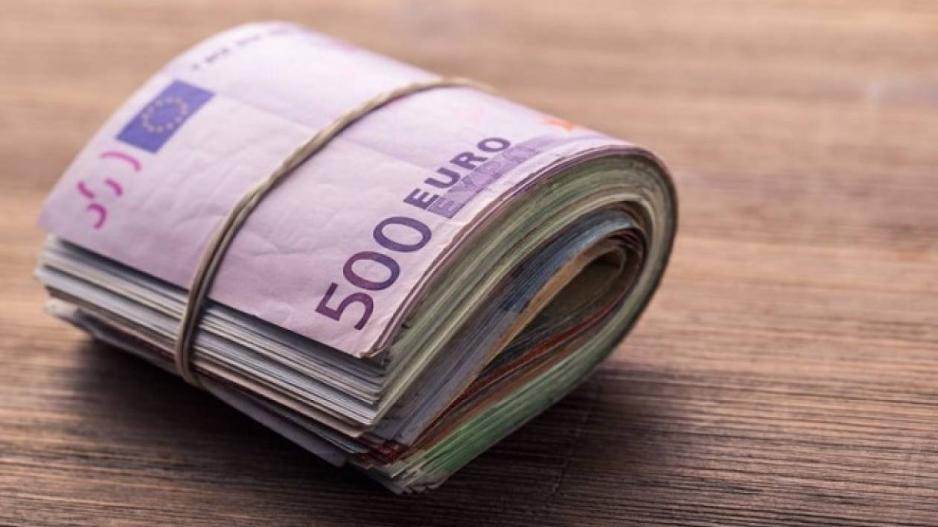 Την ανιούσα πήραν οι καταθέσεις τον Μάιο