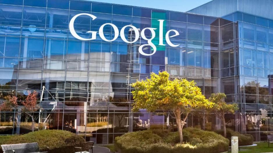 Λιθουανός έκλεψε 122 εκατ. δολάρια από Google και Facebook