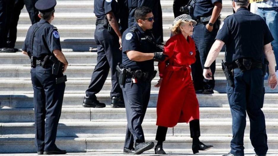 Συνέλαβαν την Jane Fonda σε διαδήλωση για την κλιματική αλλαγή