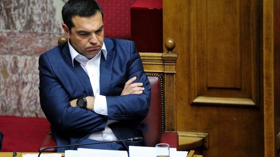 Ο Αλέξης Τσίπρας παραδέχθηκε ήττα και ανακοίνωσε πρόωρες εκλογές