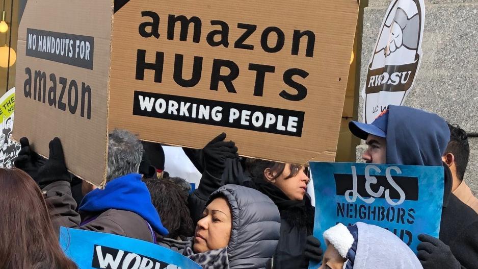 Επτά γυναίκες απολύθηκαν από την Amazon λόγω εγκυμοσύνης