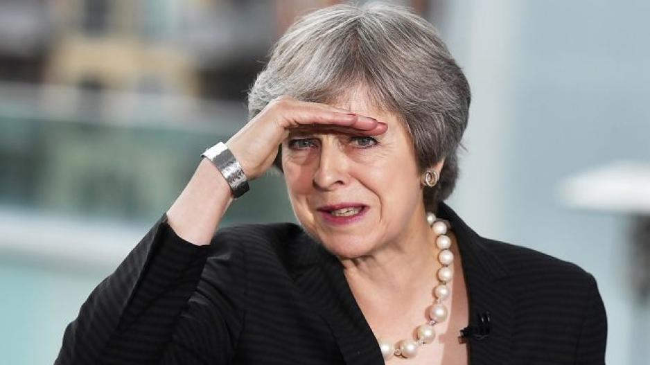 Theresa May: Θέλει νέα ψηφοφορία για το Brexit