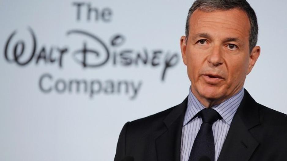 Disney: Μειώνει τον μισθό του CEO της
