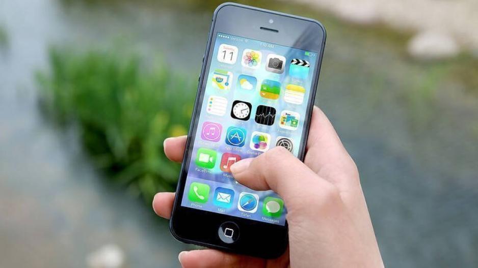 Apple: Λύνει το πρόβλημα της λαθροακρόασης στα iPhone