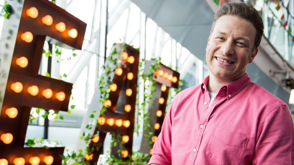 Jamie Oliver: Μία αυτοκρατορία καταρρέει