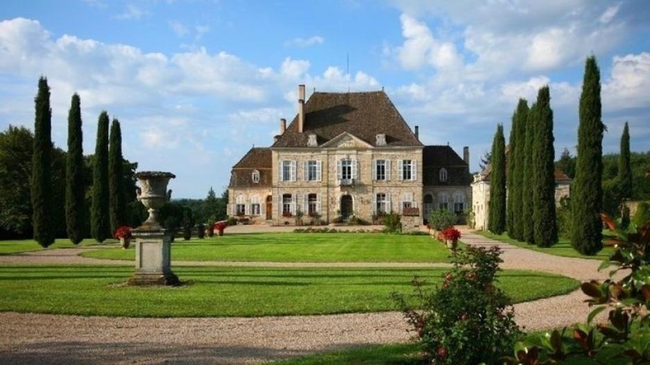 Πώς να αποκτήσεις ένα γαλλικό κάστρο με 50 ευρώ