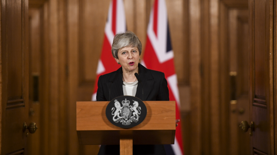 Brexit: Συνέχεια στις συνομιλίες από τη May