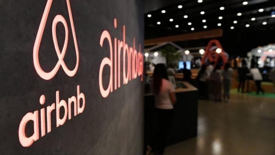 Πώς η Airbnb ετοιμάζεται να κατακτήσει και τις μεταφορές;