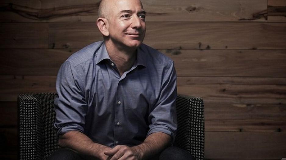 Ο Jeff Bezos δωρίζει δέκα εκατ. δολάρια σε πολιτική οργάνωση