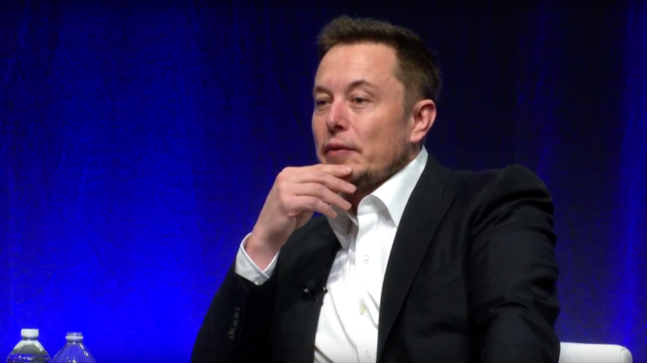 O Elon Musk προτείνει νέες ώρες εργασίας