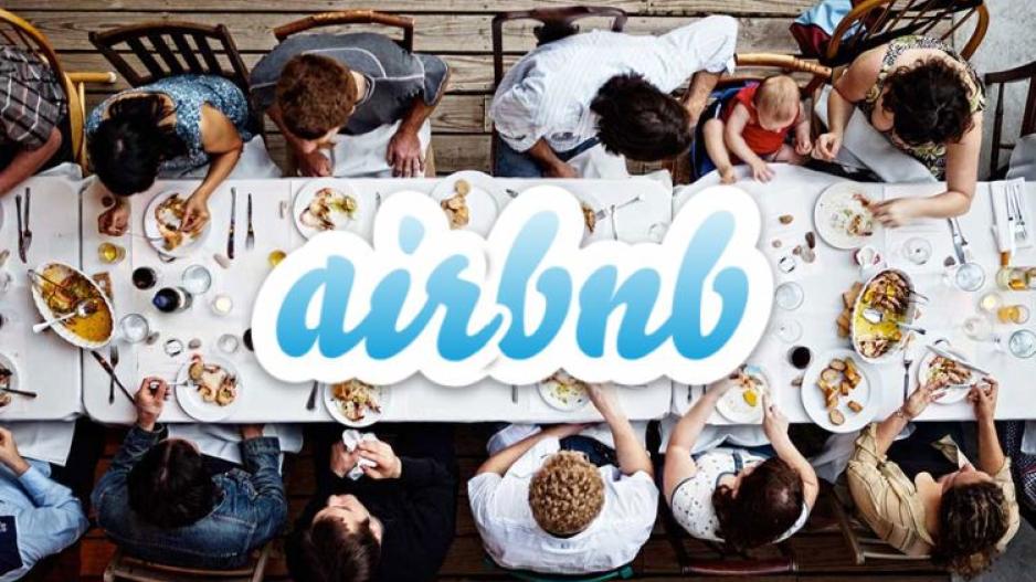 Κρατήσεις σε εστιατόρια και μέσω Airbnb