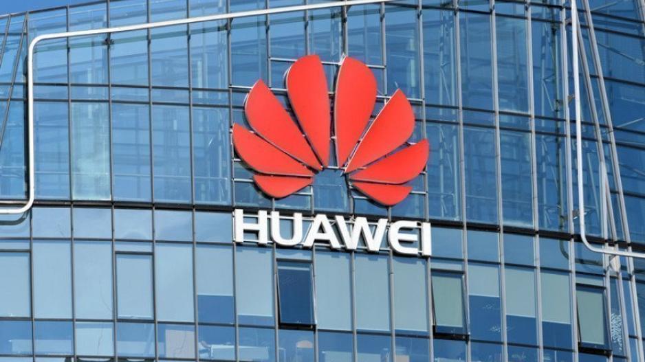 Huawei: Ίδρυσε κέντρο έρευνας