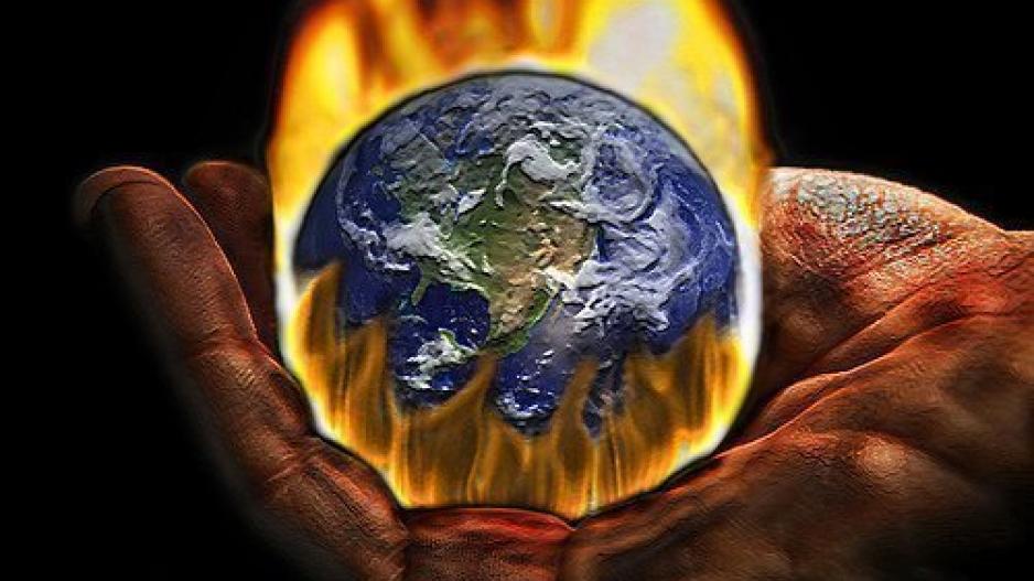 Όσο θερμαίνεται ο πλανήτης τόσο θα εντείνονται καύσωνες και πυρκαγιές