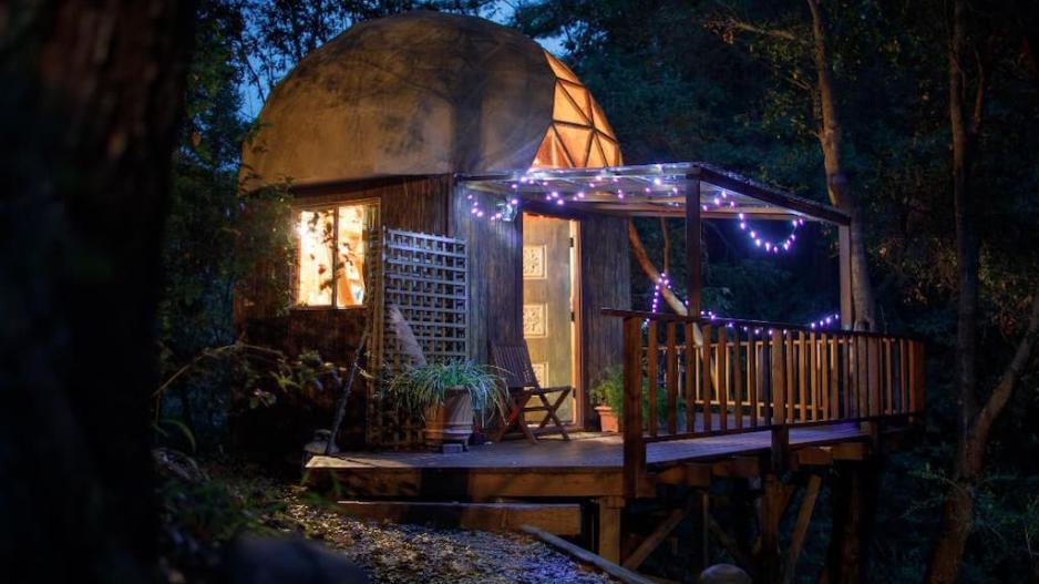 Mushroom Dome Cabin: Tο πιο δημοφιλές Airbnb στον κόσμο