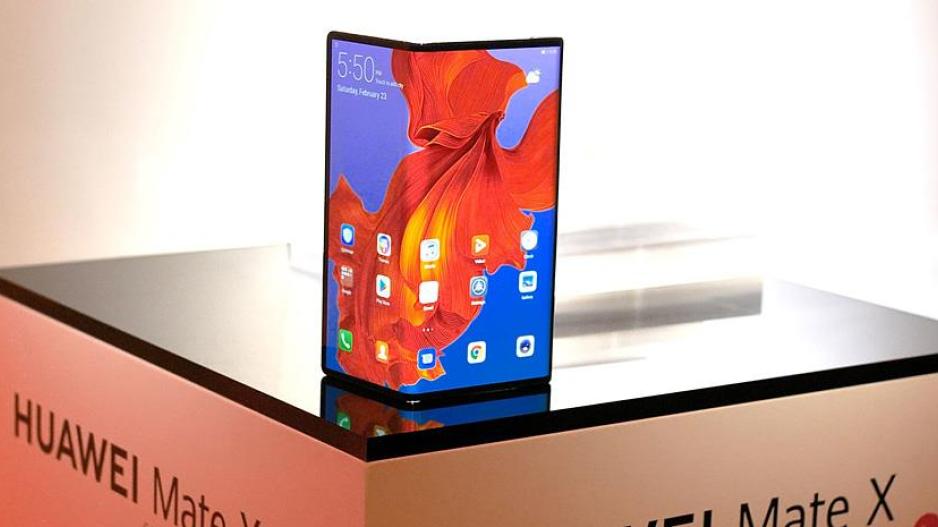 Η Huawei επενδύει 300 εκ. στην επιστημονική έρευνα