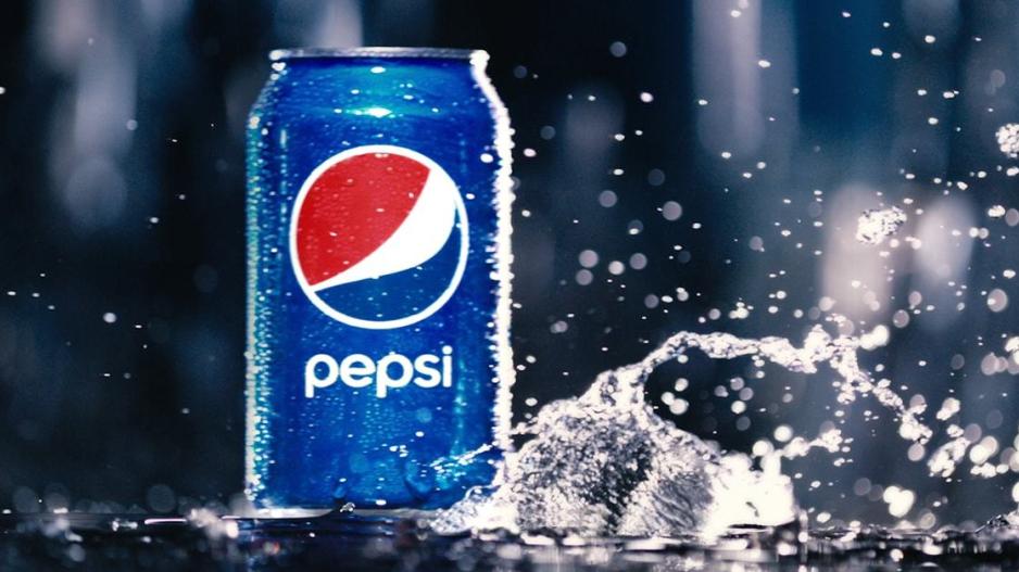 Pepsi: Μειώνει τα πλαστικά μπουκάλια