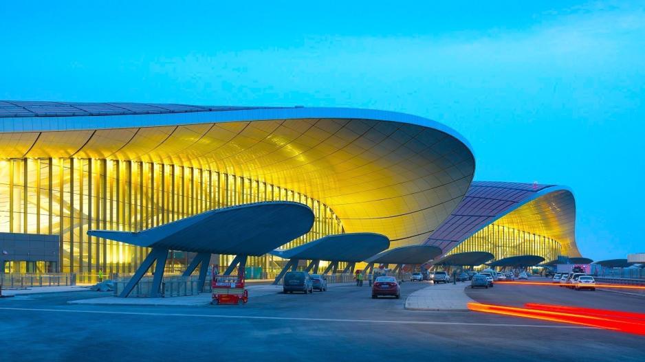 Πεκίνο: Μια «βόλτα» στο μεγαλύτερο αεροδρόμιο του κόσμου