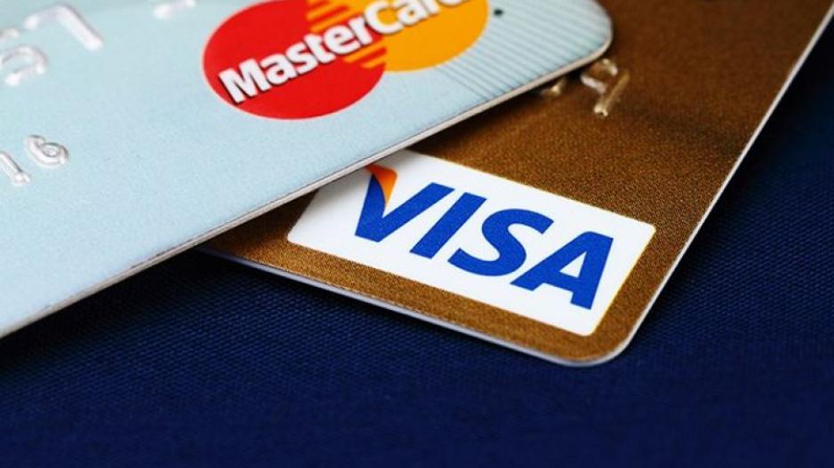 6,2 δισ. θα πληρώσουν στις αμερικανικές αρχές Visa και Mastercard