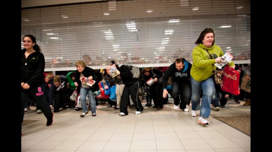 Από Black Friday shopping Chaos σε Cyber Monday άνετο shopping