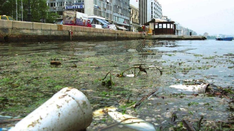 Κίνηση ματ του Ομπάμα πριν παραδώσει τα ηνία στον Τράμπ