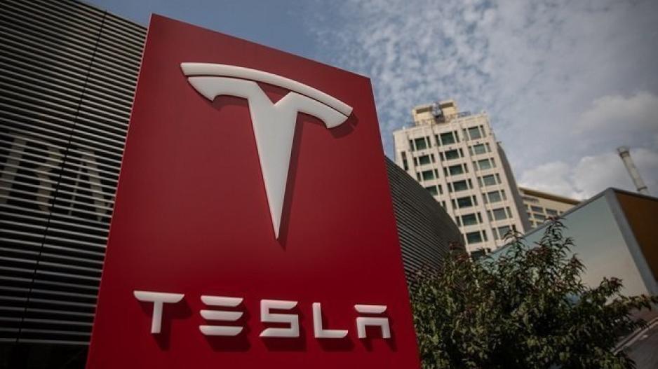 Ανακοίνωση- βόμβα από την Tesla
