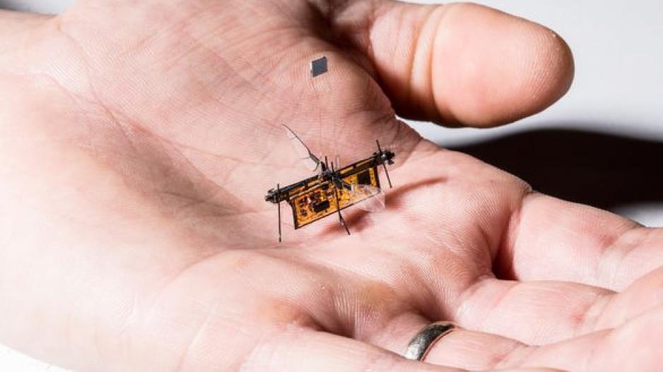 Το πρώτο κουνούπι robot άνοιξε τα φτερά του