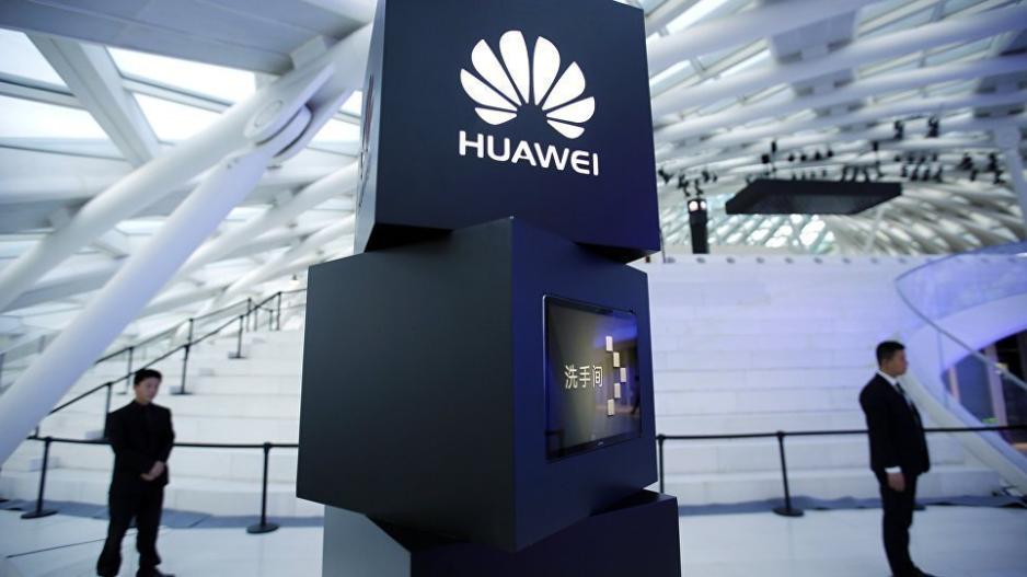 Πώς απαντά η Huawei στο «μπλόκο» της Google