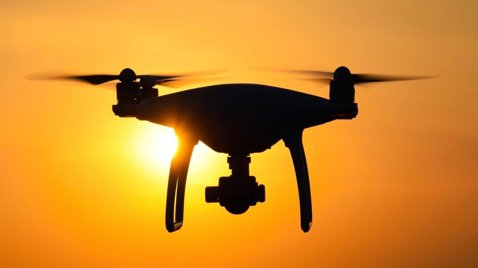 O Τραμπ θέλει να φτιάξει σμήνος από drones