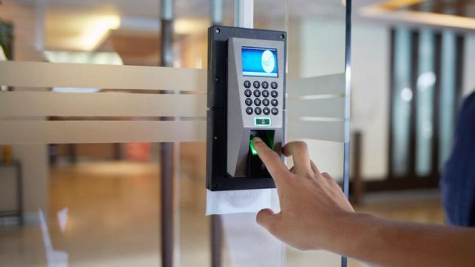 Ιταλία: Τέλος στις εργασιακές «κοπάνες» με τη βοήθεια συναδέλφων
