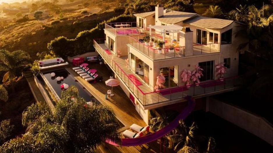 Το «πραγματικό» σπίτι της Barbie ενοικιάζεται μέσω Airbnb