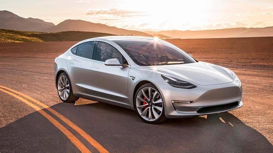 Πέφτουν ξανά οι τιμές του Model 3