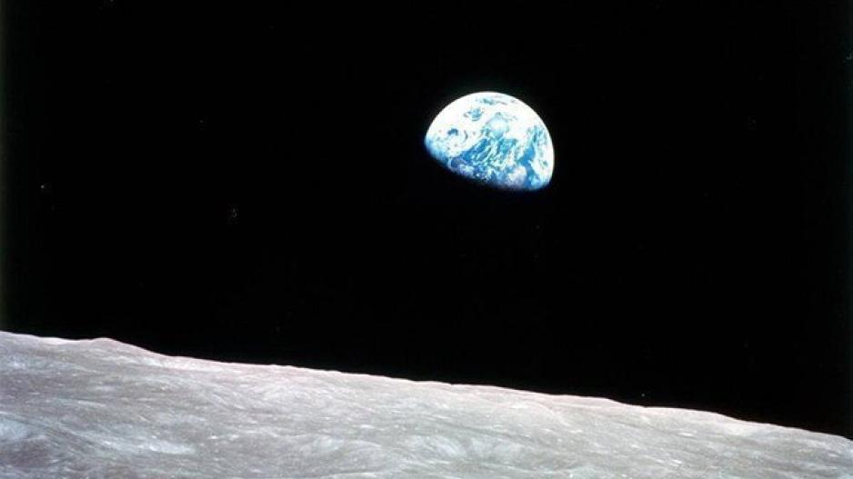 Η φωτογραφία που άλλαξε για πάντα τον κόσμο πριν από 49 χρόνια