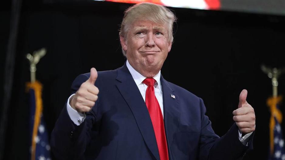 Trump εναντίον... όλων