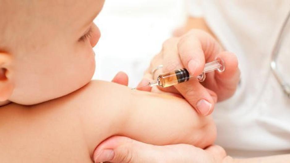 Pinterest και Youtube ενάντια στα μηνύματα κατά των εμβολίων