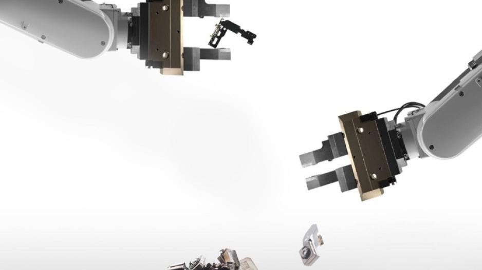 Η «Daisy» είναι το νέο robot της Apple που ανακυκλώνει Iphones